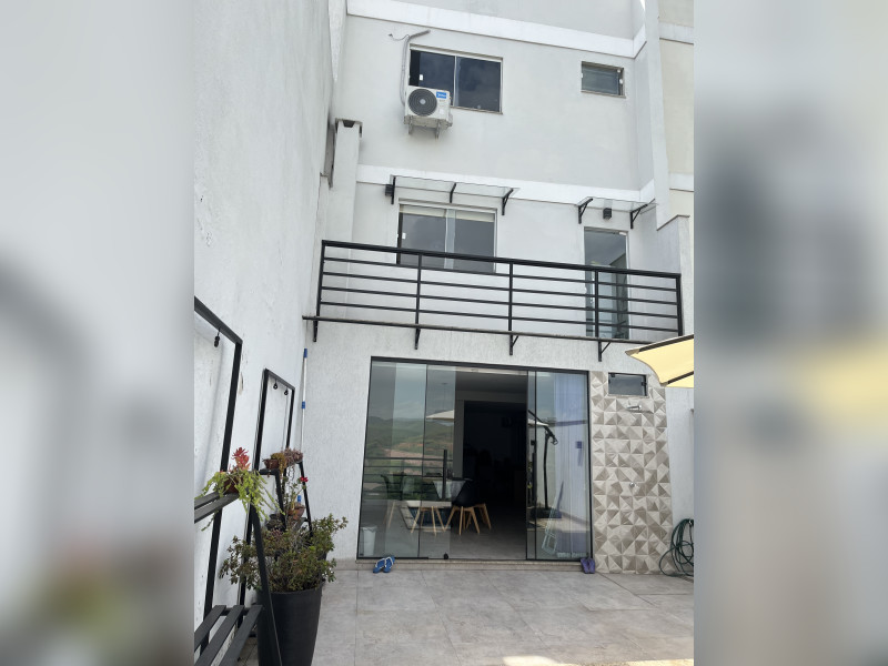 Casa à venda Jardim Suíça com 150m² e 3 quartos por R$ 580.000 - img-4501.jpeg