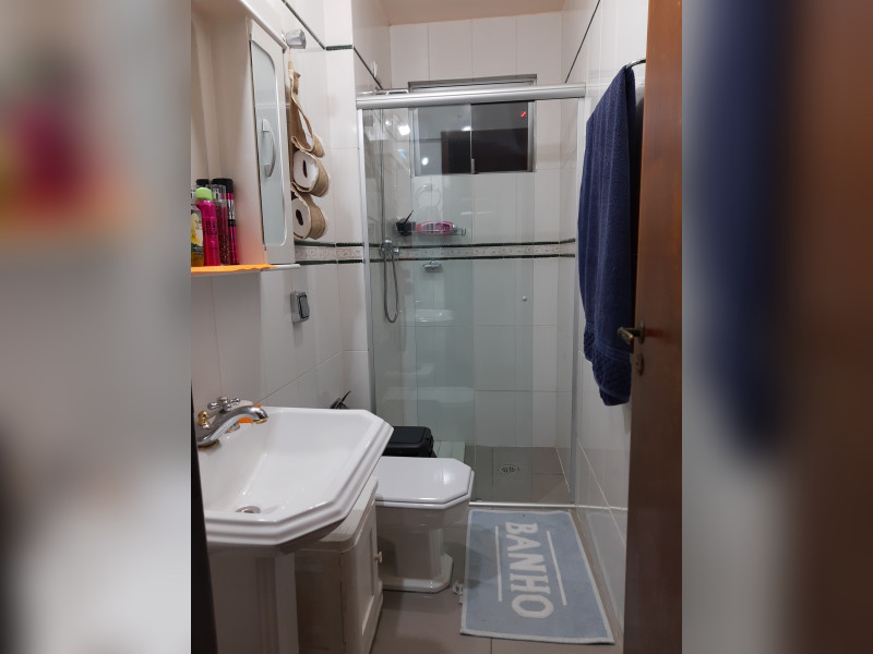 Apartamento à venda Batel com 186m² e 3 quartos por R$ 983.000 - piso-1-banheiro-social.jpg