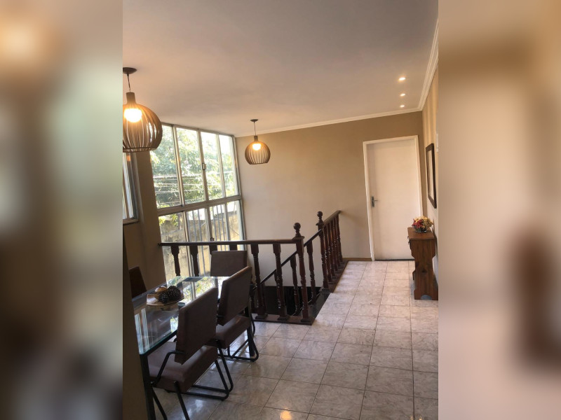 Casa à venda Bangu com 200m² e 3 quartos por R$ 250.000 - 02e715e5-caa1-42fd-988b-6dcad28794f5.jpg