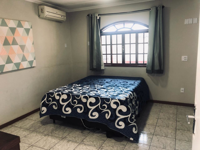 Casa à venda Bangu com 200m² e 3 quartos por R$ 250.000 - 431a93b9-c952-4303-953b-143dff9059c4.jpg