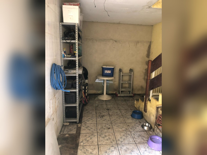 Casa à venda Bangu com 200m² e 3 quartos por R$ 250.000 - d74c72f0-edd7-4048-bee0-b61238448121.jpg
