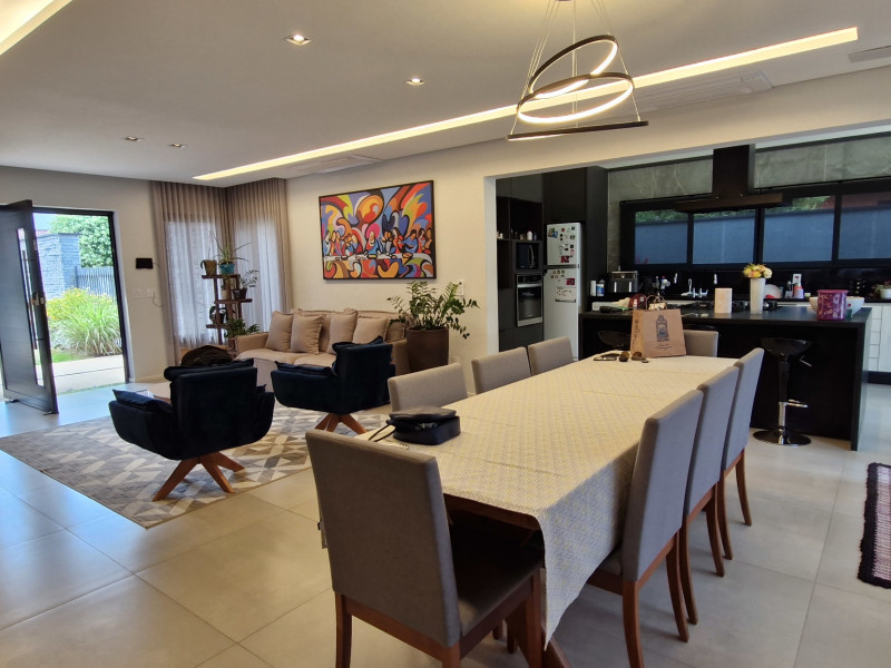 Casa de condomínio à venda Jardim Tereza Cristina com 1000m² e 5 quartos por R$ 3.150.000 - 20250221-153026.jpg