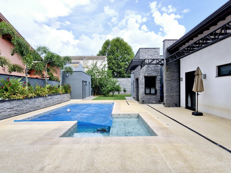 Casa de condomínio à venda Jardim Tereza Cristina com 1000m² e 5 quartos por R$ 3.150.000 - 20250221-154245.jpg