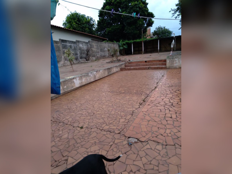 Casa à venda Vila Souto com 140m² e 3 quartos por R$ 280.000 - amplo-quintal.jpeg