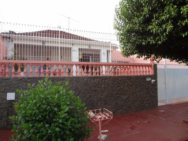 Casa à venda Vila Souto com 140m² e 3 quartos por R$ 280.000 - frente-casa.jpeg