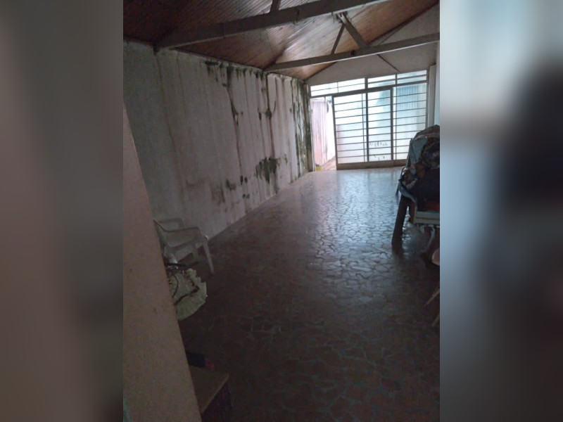 Casa à venda Vila Souto com 140m² e 3 quartos por R$ 280.000 - garagem.jpeg