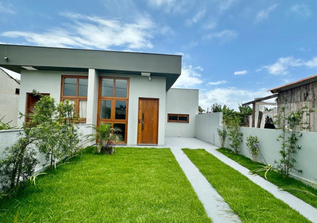 imóvel com 105m²