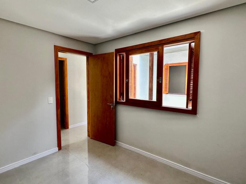 Casa à venda Centro com 105m² e 3 quartos por R$ 550.000 - 0a82c886-d680-4814-93c5-2b1604032284.jpeg