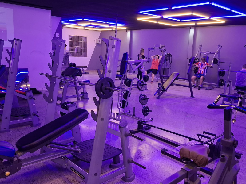 Comercial à venda Setor Pedro Ludovico com 550m² e 1 quarto por R$ 450.000 - whatsapp-image-2025-03-21-at-192440.jpeg