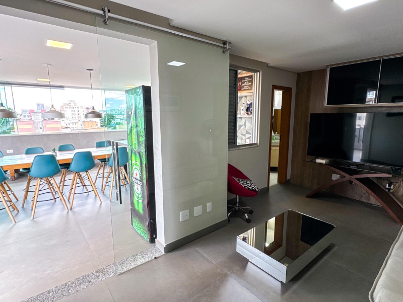 Cobertura à venda Santa Branca com 160m² e 3 quartos por R$ 890.000 - 2bd8576a-7e62-4105-91d2-2f9e1bc89579.jpeg