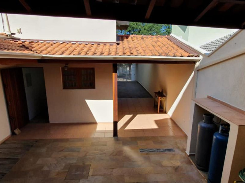 Casa à venda Chácara Canta Galo com 140m² e 3 quartos por R$ 850.000 - img-2093.jpeg