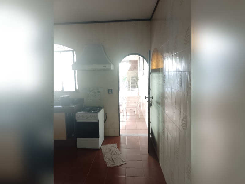 Casa à venda Penha com 256m² e 2 quartos por R$ 895.000 - img-20250310-155119-626.jpg