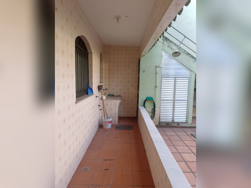 Casa à venda Penha com 256m² e 2 quartos por R$ 895.000 - img-20250310-155138-586.jpg