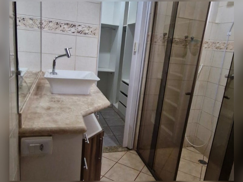 Casa à venda Bairro Seminário com 156m² e 3 quartos por R$ 750.000 - 04f1ddec-e1d8-4ba6-a9f2-db17bed0f7e2.jpg