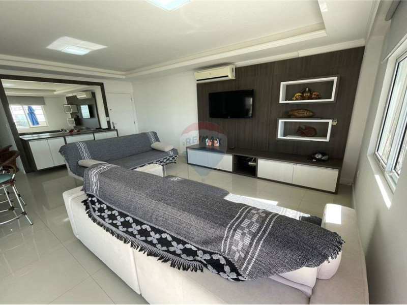 Casa à venda Centro com 350m² e 4 quartos por R$ 2.500.000 - sala-palmas.jpg