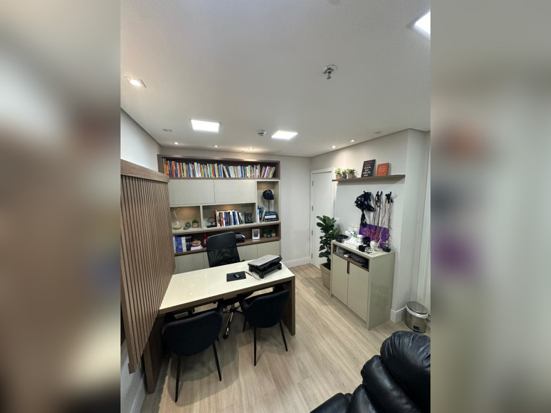Comercial à venda Centro com 40m² e 0 quartos por R$ 330.000 - sala-1.jpeg