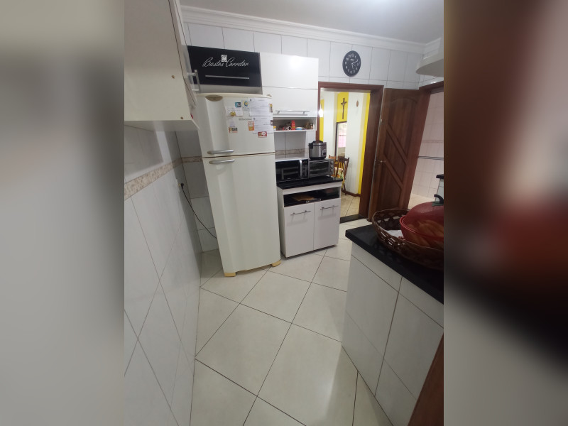 Casa à venda Parque Sao Lourenco com 300m² e 5 quartos por R$ 900.000 - cozinha.jpg