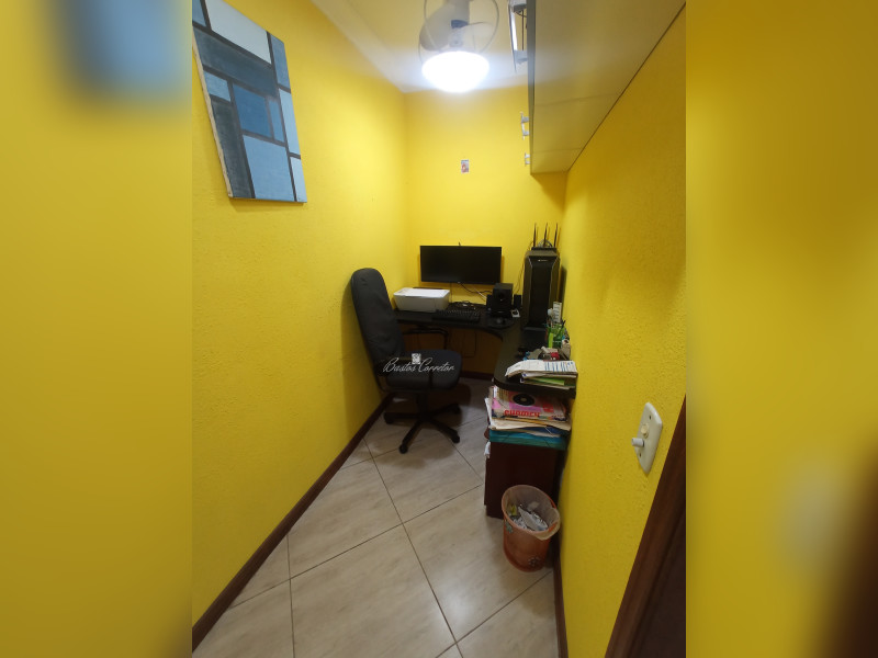 Casa à venda Parque Sao Lourenco com 300m² e 5 quartos por R$ 900.000 - escritorio-1.jpg