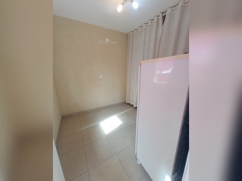 Casa à venda Parque Sao Lourenco com 300m² e 5 quartos por R$ 900.000 - fundos-quarto-12.jpg