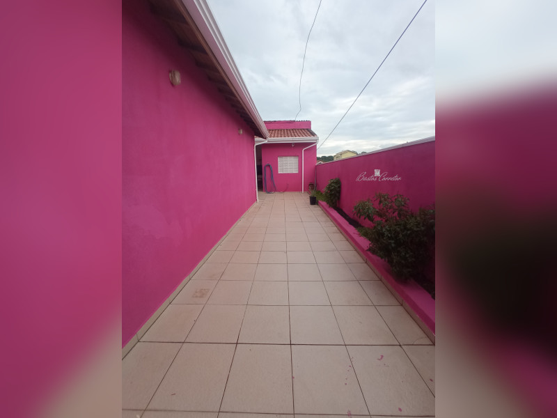 Casa à venda Parque Sao Lourenco com 300m² e 5 quartos por R$ 900.000 - lateral-direita.jpg