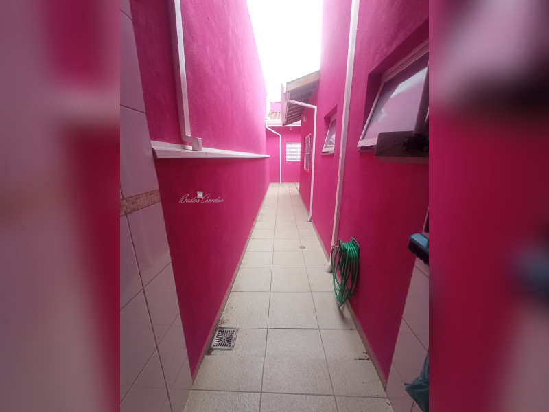 Casa à venda Parque Sao Lourenco com 300m² e 5 quartos por R$ 900.000 - lateral-esquerda-1.jpg