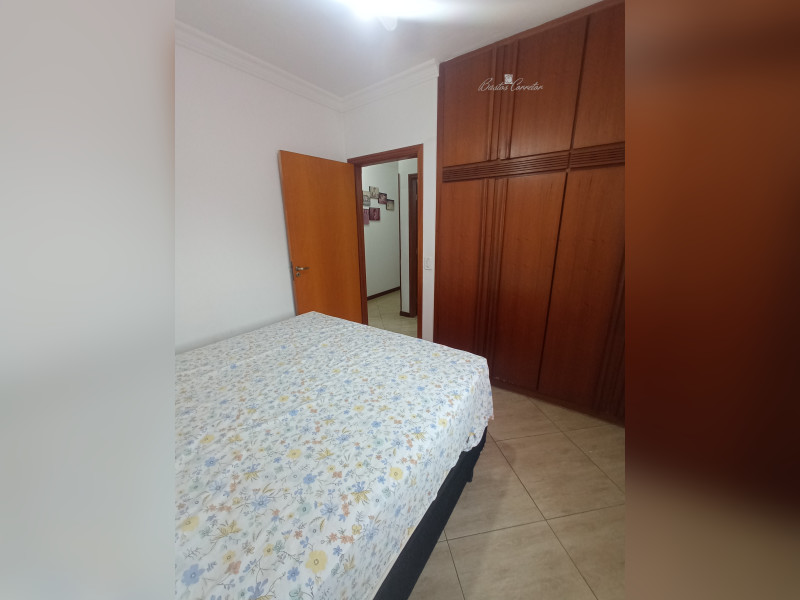 Casa à venda Parque Sao Lourenco com 300m² e 5 quartos por R$ 900.000 - quarto-1.jpg
