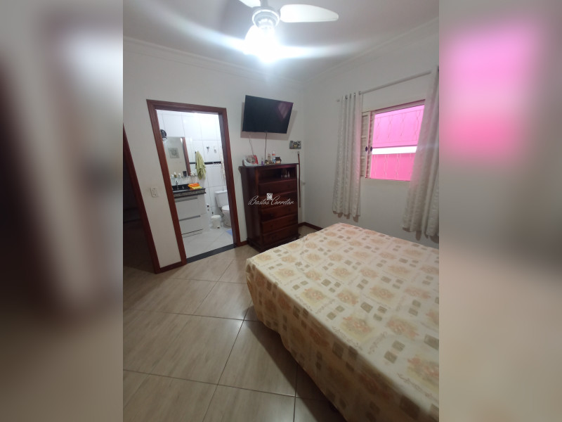 Casa à venda Parque Sao Lourenco com 300m² e 5 quartos por R$ 900.000 - quarto-suite-1.jpg