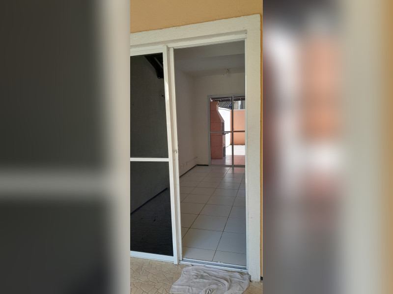 Casa de condomínio à venda Centro com 92m² e 4 quartos por R$ 260.000 - 1000223253.jpg