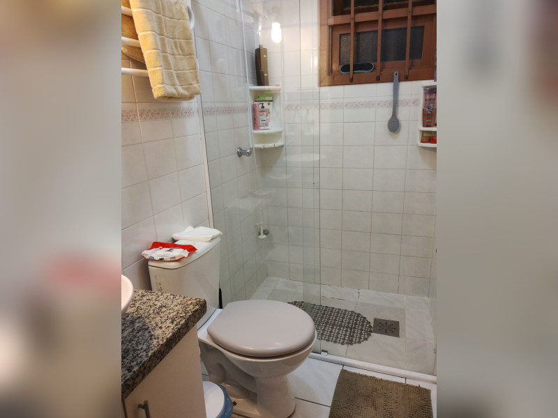 Casa de condomínio à venda Capão Novo com 68m² e 2 quartos por R$ 300.000 - img-20250307-202946887.jpg