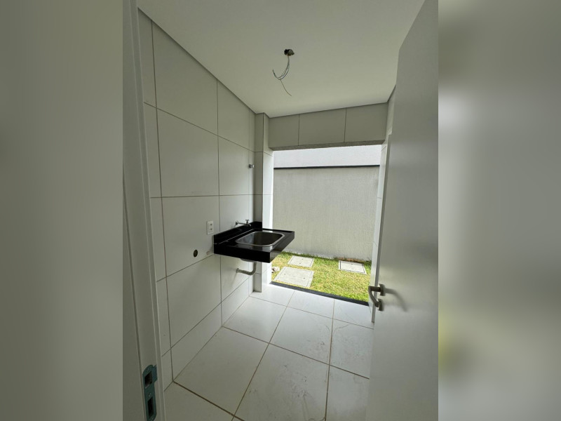 Casa de condomínio à venda Cidade Alpha com 198m² e 3 quartos por R$ 1.390.000 - imagem-do-whatsapp-de-2025-03-12-as-120518-a59bae23.jpg