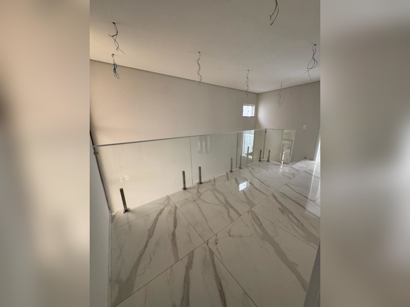 Casa de condomínio à venda Cidade Alpha com 198m² e 3 quartos por R$ 1.390.000 - imagem-do-whatsapp-de-2025-03-12-as-120523-c384ab35.jpg