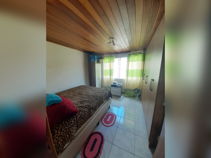 Casa à venda Alto Tarumã com 213m² e 3 quartos por R$ 590.000 - img-20241223-wa0051.jpg