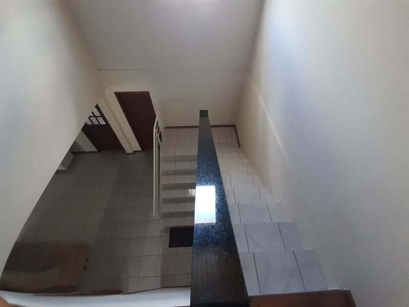 Casa à venda Alto Tarumã com 213m² e 3 quartos por R$ 590.000 - img-20241223-wa0061.jpg
