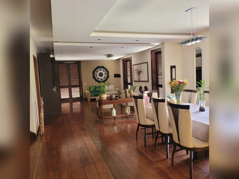 Casa à venda Laranjeiras com 450m² e 5 quartos por R$ 2.900.000 - 20241107-101825.jpg