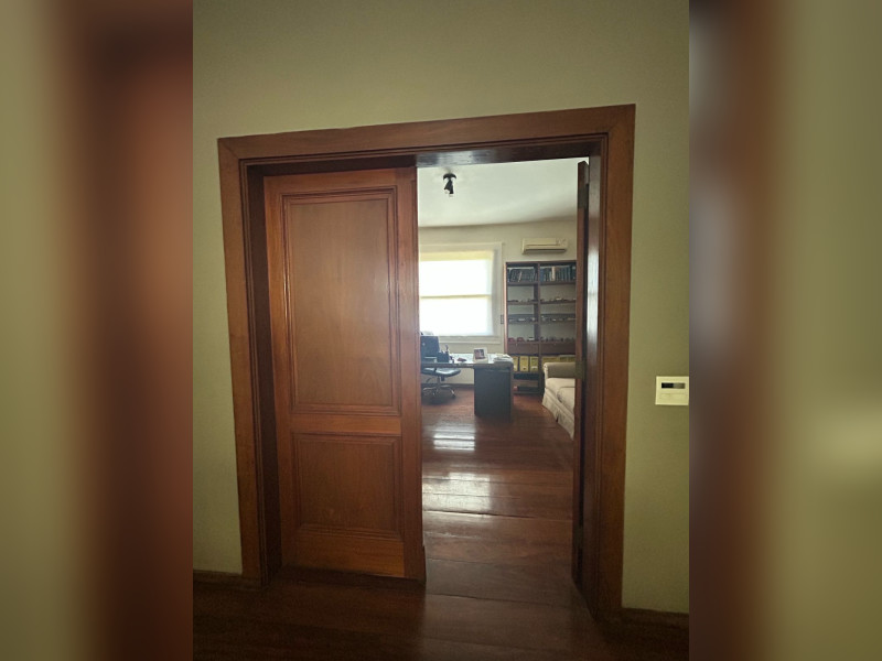 Casa à venda Laranjeiras com 450m² e 5 quartos por R$ 2.900.000 - img-20250324-wa0071.jpg