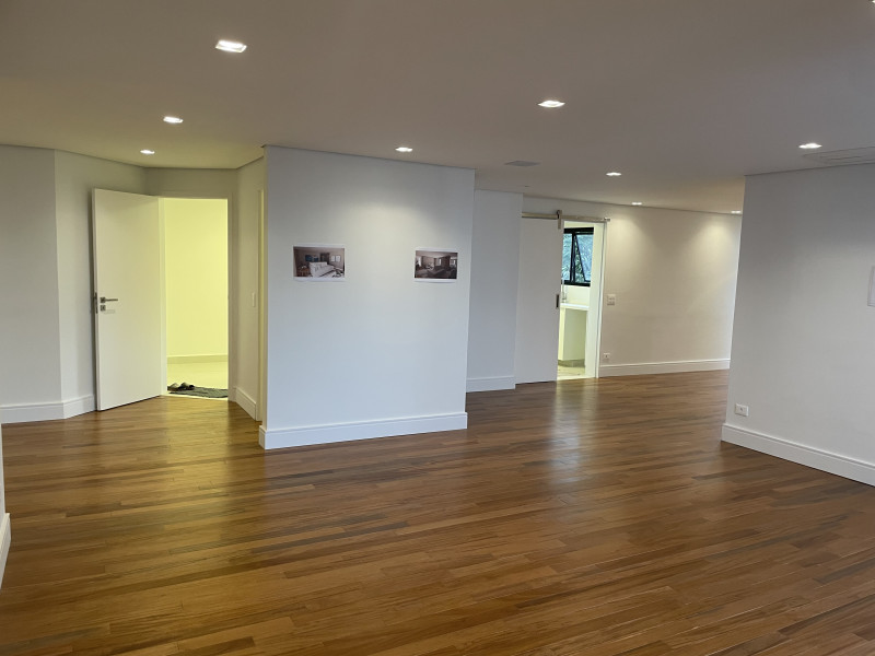 Apartamento à venda Planalto Paulista com 180m² e 3 quartos por R$ 2.790.000 - img-2338.JPG