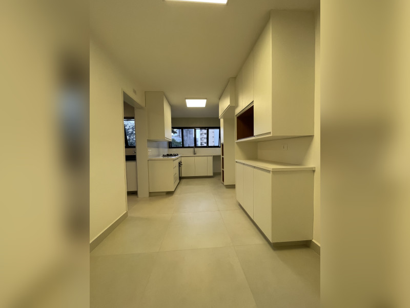 Apartamento à venda Planalto Paulista com 180m² e 3 quartos por R$ 2.790.000 - img-2370.JPG
