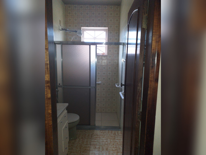 Casa à venda Centro com 247m² e 4 quartos por R$ 880.000 - banheiro-suite1-min.jpg