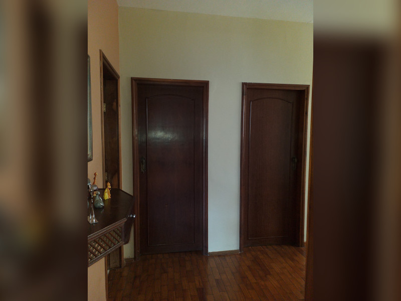 Casa à venda Centro com 247m² e 4 quartos por R$ 880.000 - hall-pav-superior.jpg