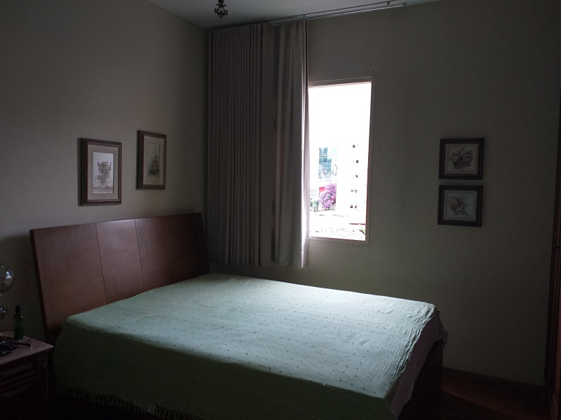 Casa à venda Centro com 247m² e 4 quartos por R$ 880.000 - suite4.jpg