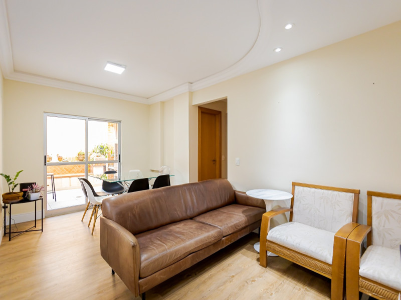 Apartamento à venda Água Verde com 150m² e 2 quartos por R$ 640.000 - imagem-do-whatsapp-de-2025-04-02-as-143159-0e015cf6.jpg