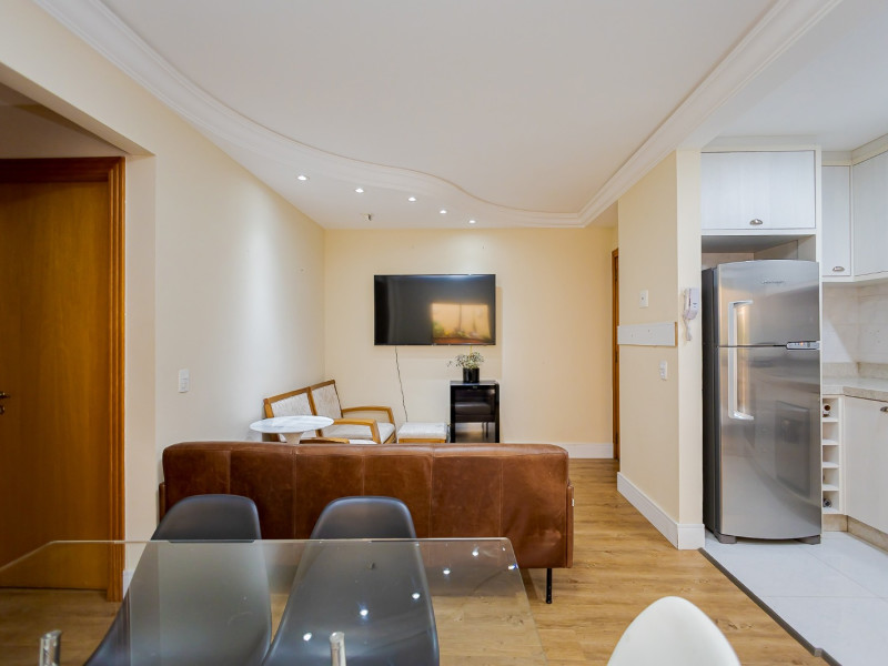 Apartamento à venda Água Verde com 150m² e 2 quartos por R$ 640.000 - imagem-do-whatsapp-de-2025-04-02-as-202645-4b8ac214-copia.jpg