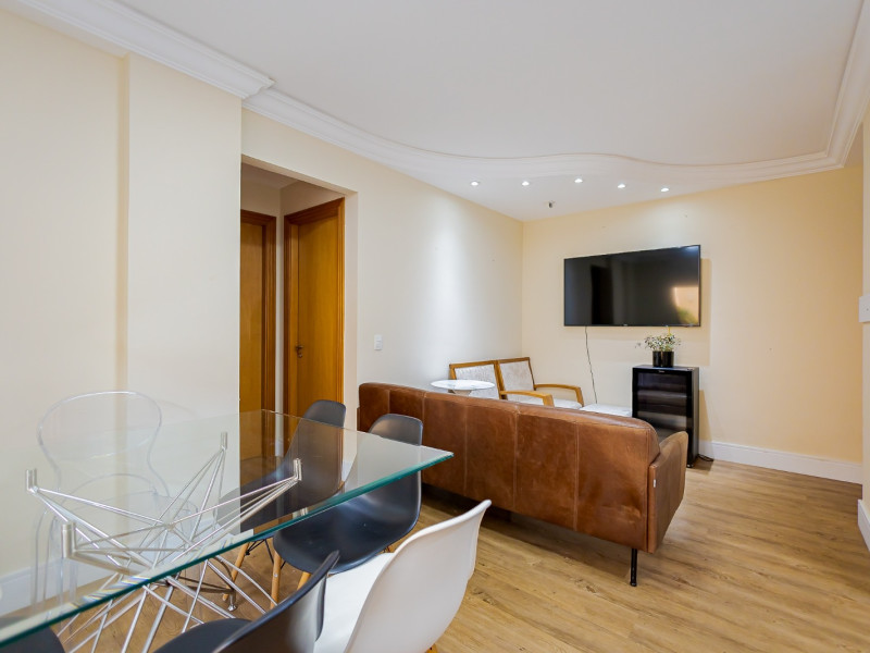 Apartamento à venda Água Verde com 150m² e 2 quartos por R$ 640.000 - imagem-do-whatsapp-de-2025-04-02-as-202645-6b9453bc-copia.jpg