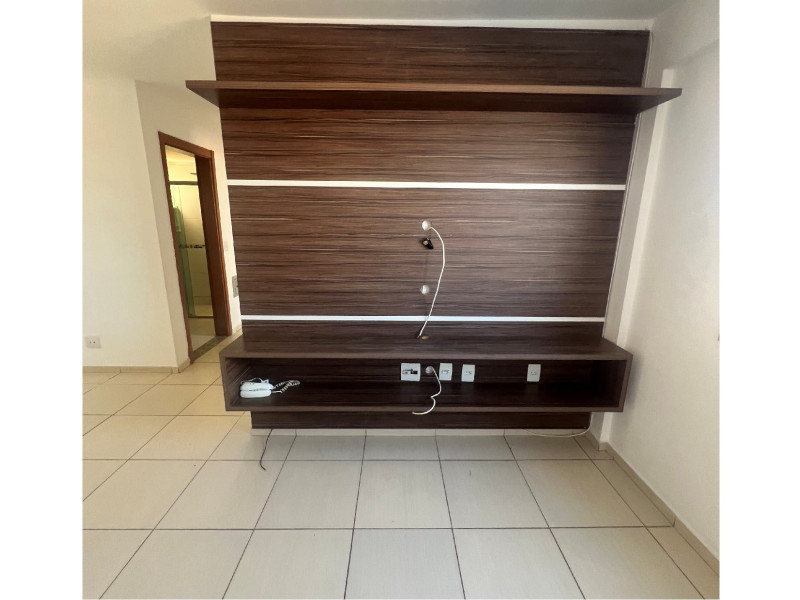Apartamento à venda QNN 11 com 67m² e 3 quartos por R$ 333.000 - sala-4.jpg