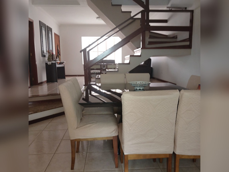 Casa à venda Parque das Flores com 300m² e 3 quartos por R$ 1.490.000 - img-20250117-wa0034.jpg