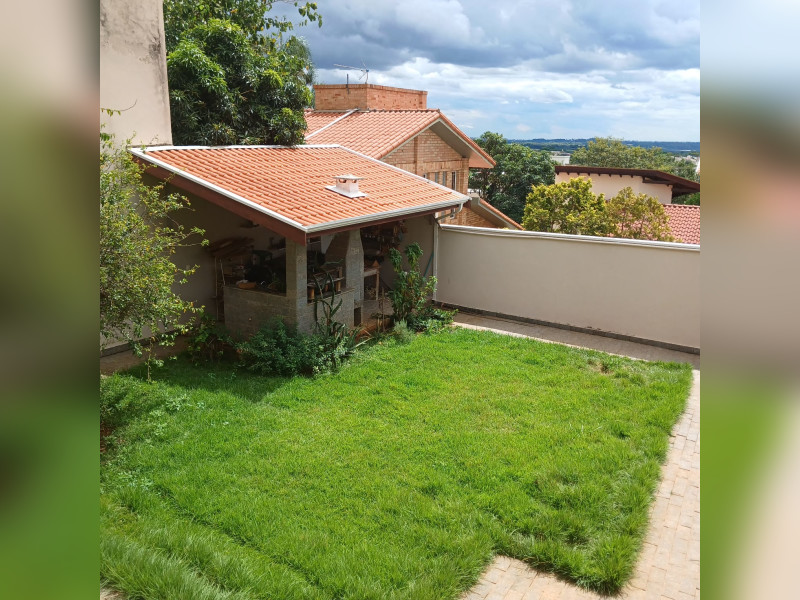 Casa à venda Parque das Flores com 300m² e 3 quartos por R$ 1.490.000 - img-20250117-wa0037.jpg