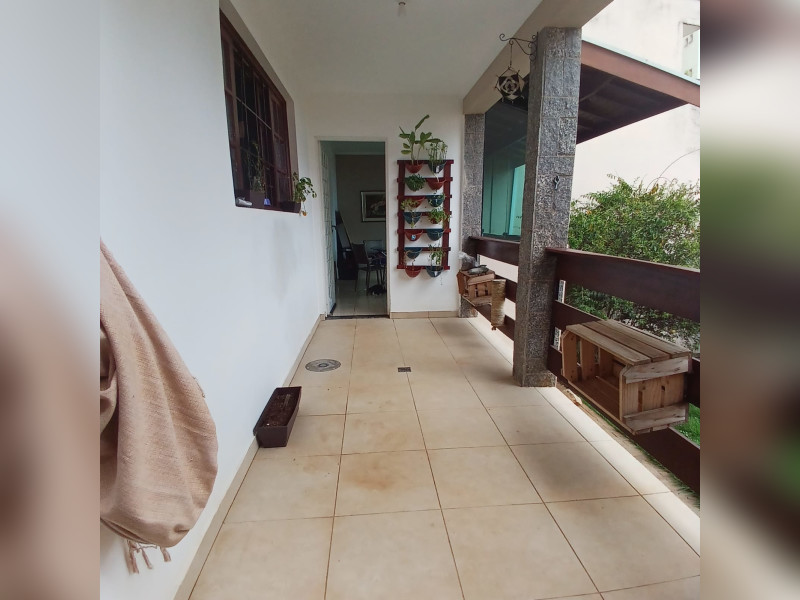 Casa à venda Parque das Flores com 300m² e 3 quartos por R$ 1.490.000 - img-20250117-wa0041.jpg