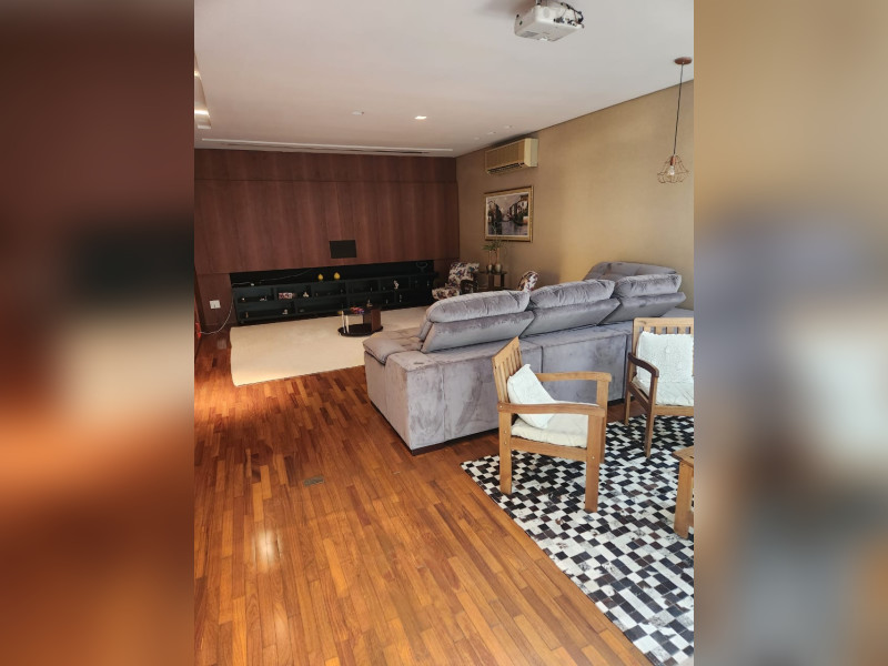 Casa à venda Jardim Marajoara com 460m² e 4 quartos por R$ 3.090 - 0ccfe860-8711-44fa-8795-29fbb2671c40.jpeg