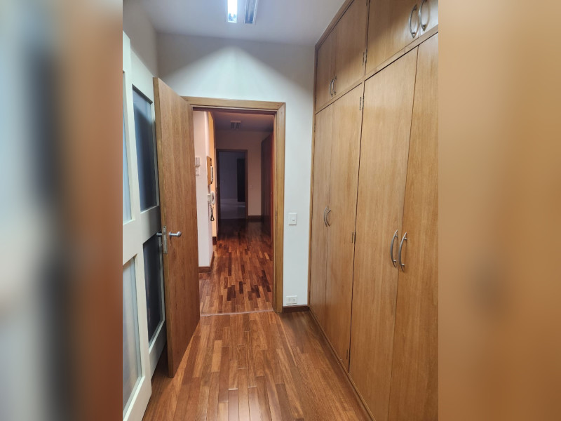 Casa à venda Jardim Marajoara com 460m² e 4 quartos por R$ 3.090 - 8908446e-7caa-4298-ad40-d443919fea83.jpeg