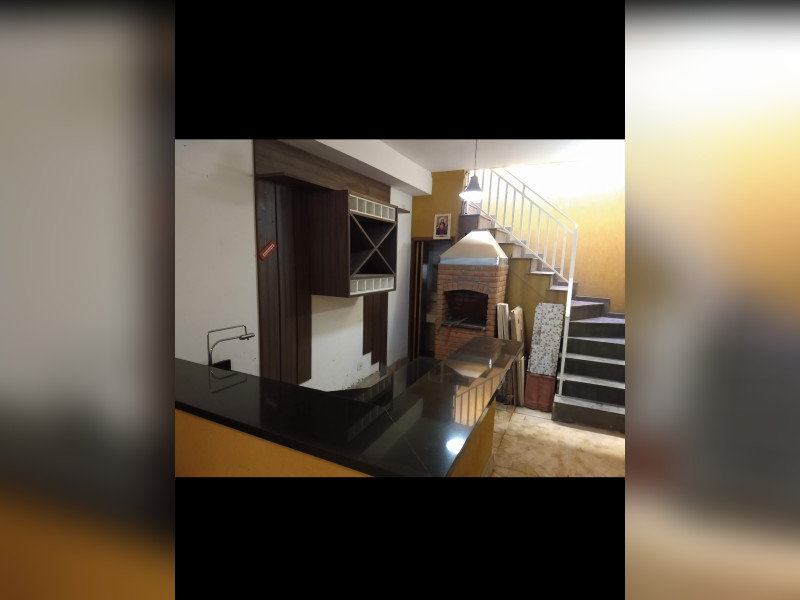 Casa à venda Itaquera com 230m² e 3 quartos por R$ 820.000 - 1000203100.jpg